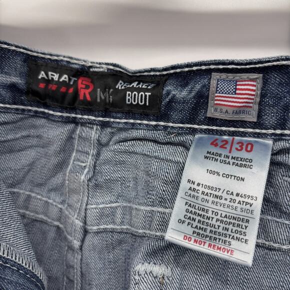 NEW Ariat FR M4 Relaxed Boot Cut Jeans 42x30 Flame Resistant CAT 2 Work Glacier - Picture 5 of 9